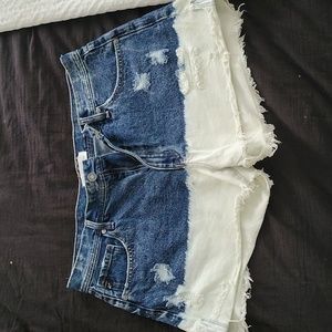 Kancan acid wash shorts